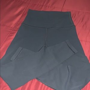 Lululemon leggings nulu